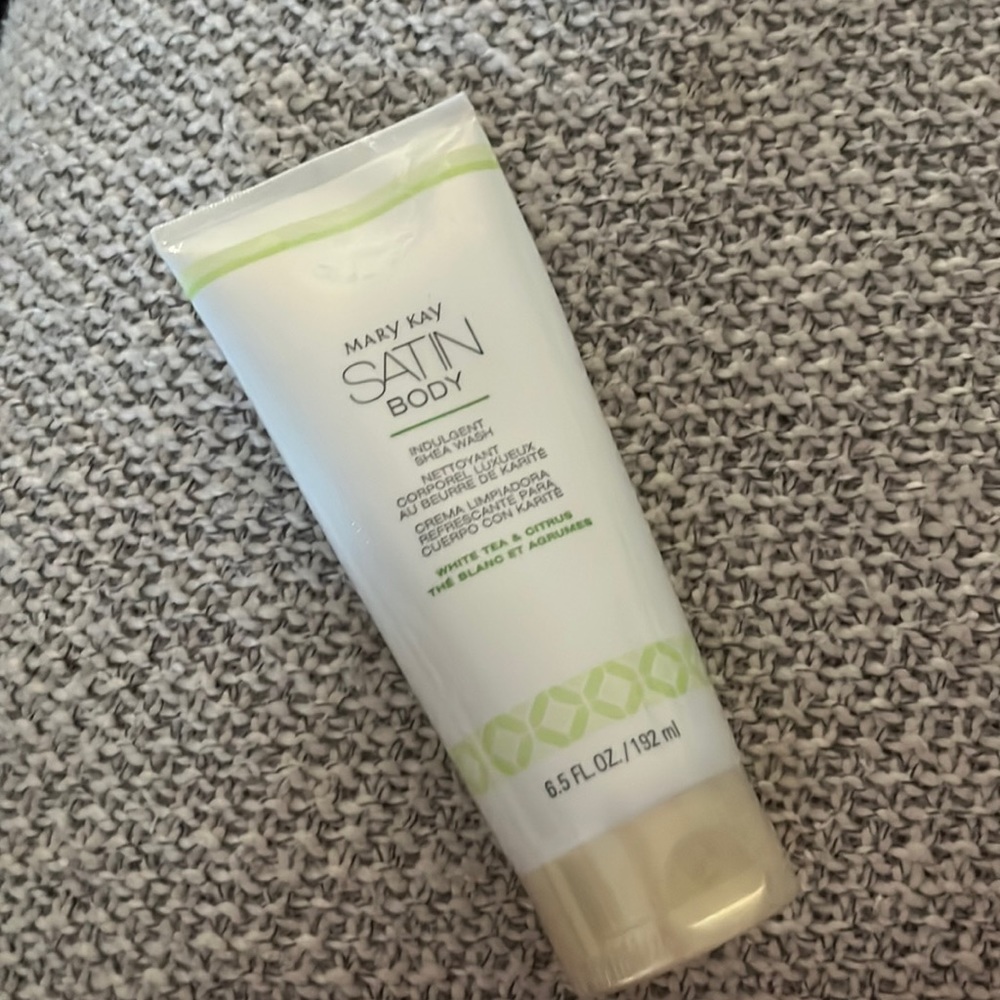 Mary Kay satin body wash